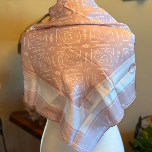 Glossier LIMITED EDITION Pink Scarf - Picture 7 of 9